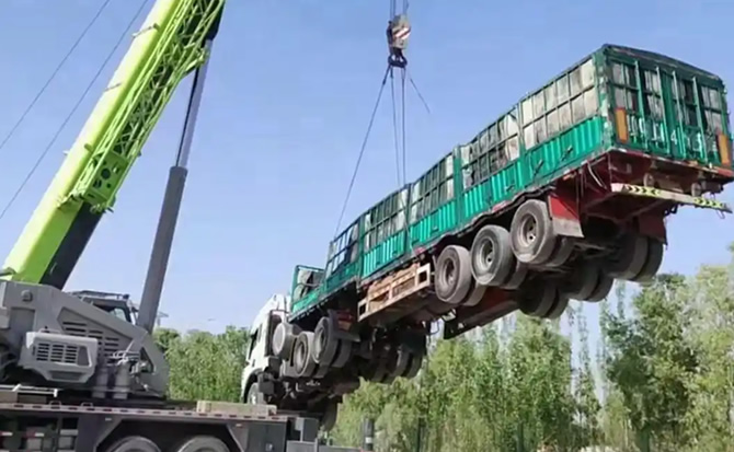 讷河道路脱困救援案例